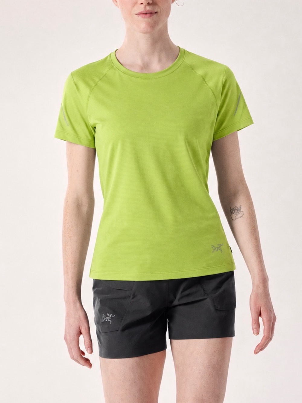 Arc’teryx Women Lime Green Technical Performance Crewneck Shirt MEDIUM Gorpcore